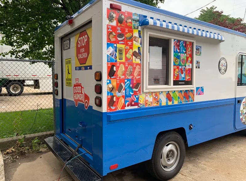 food trucks Chicago Ice Cream Truck