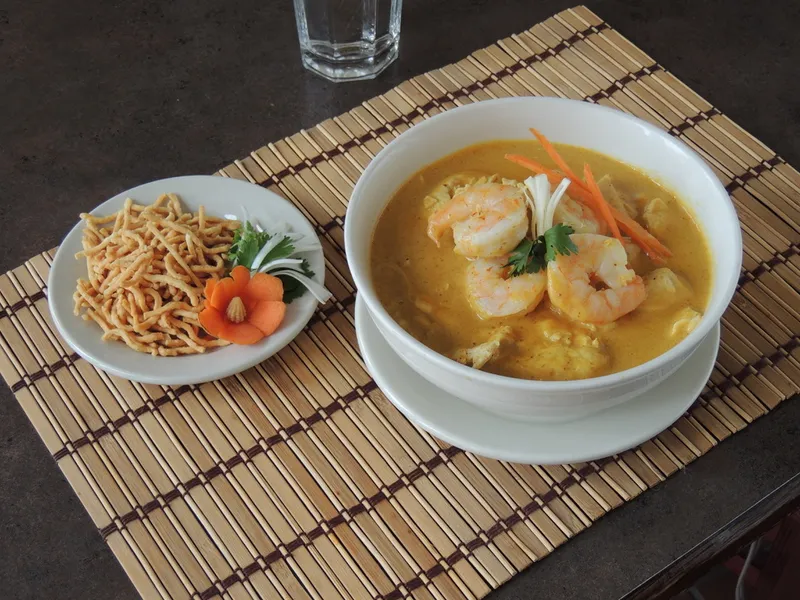 chicken rice soup Noodles In the Pot