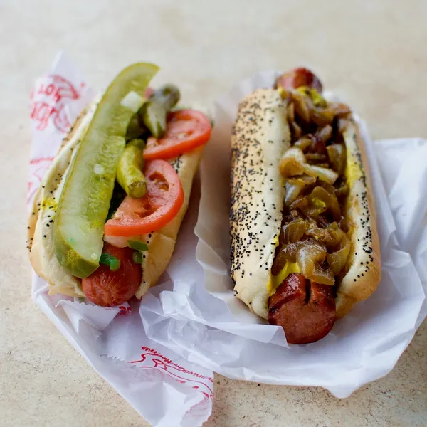 hot dog The Wiener's Circle