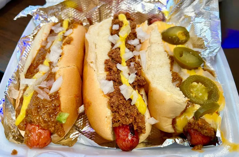 hot dog Midwest Coney Connection