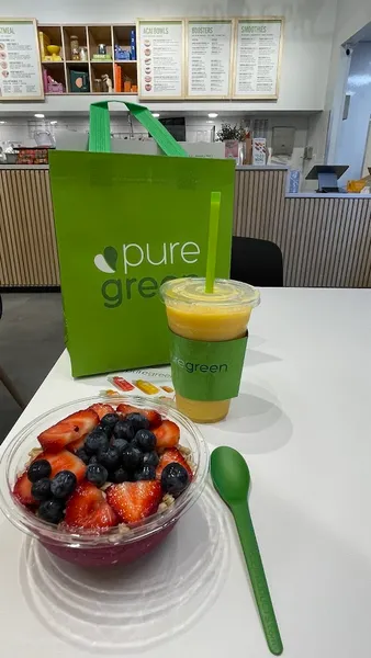 juice bar Pure Green - Juice Bar River North