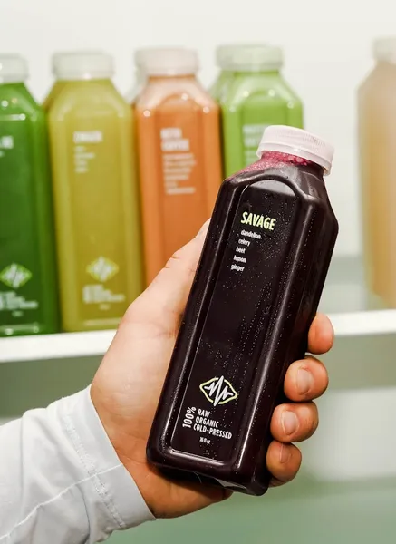 juice bar HI-VIBE Superfood Juicery