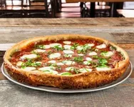 Top 19 pizza places in Lake View Chicago