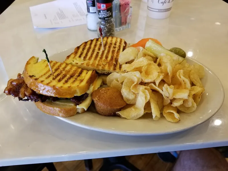 Bagels Savannah Cafe & Bakery