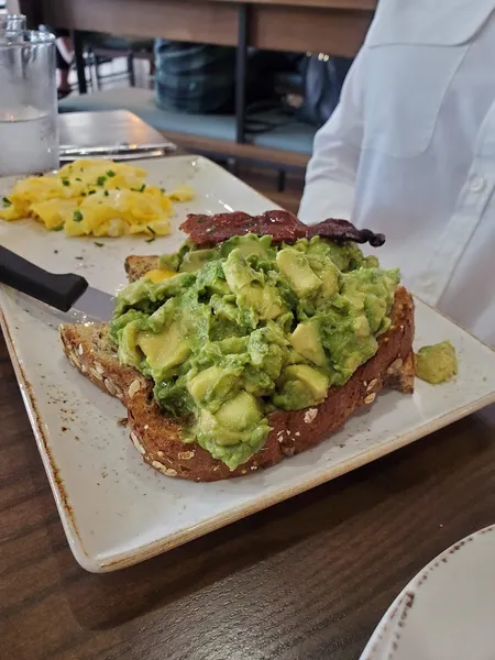 avocado toast First Watch