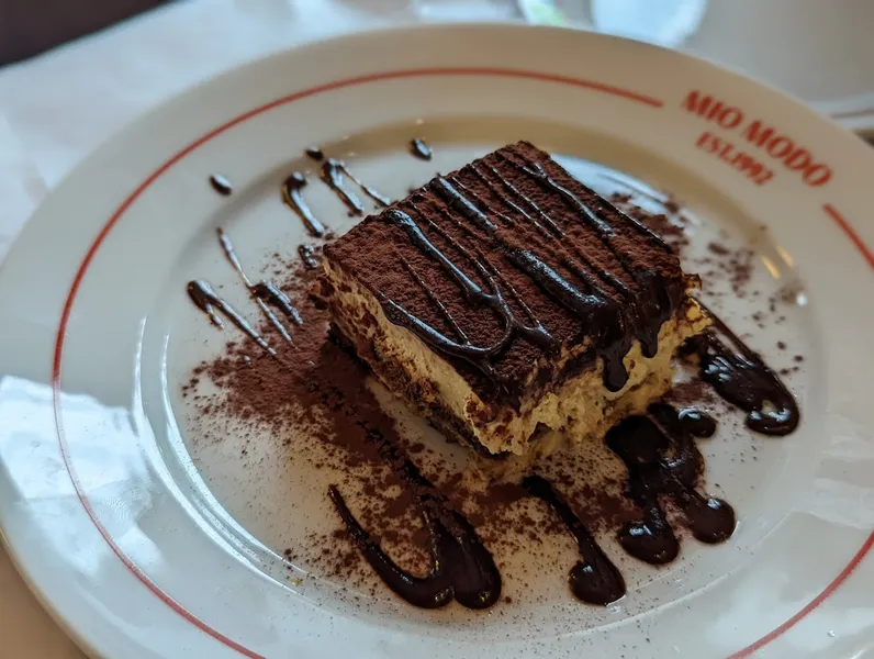 Tiramisu restaurants Francesca's On Chestnut