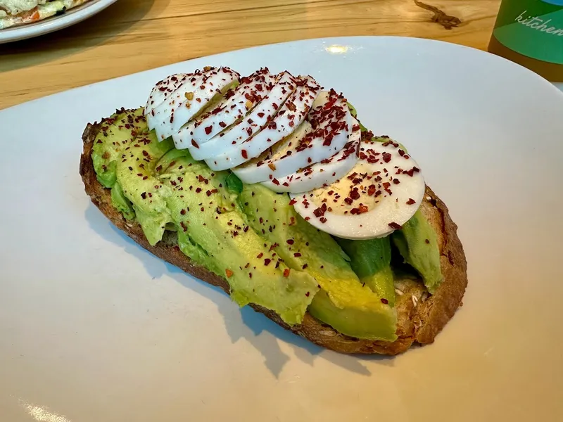 avocado toast LYFE Kitchen