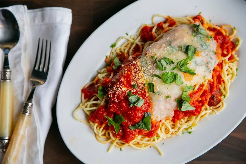 chicken parmesan Russo's New York Pizzeria & Italian Kitchen - Midtown