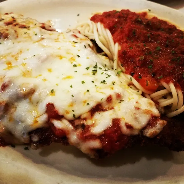 chicken parmesan Lasagna House III