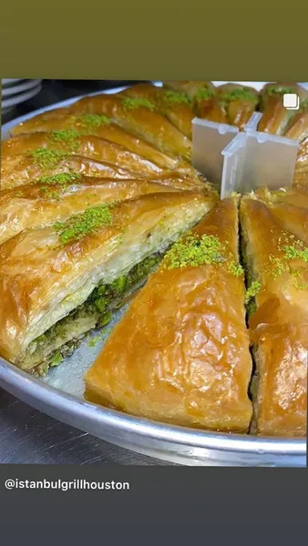 baklava Istanbul Grill & Deli