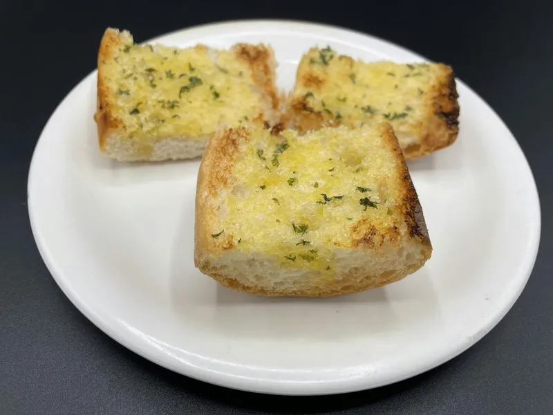 garlic bread Mandola's Deli