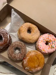 Top 24 donuts shop in Houston