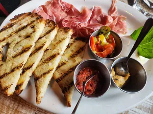 caprese sandwich in Lincoln Park Chicago