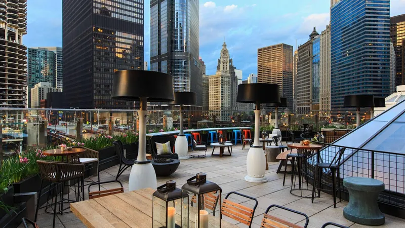 rooftop bars RAISED | An Urban Rooftop Bar