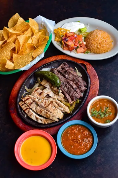 chicken fajitas Little Pappasito's Cantina