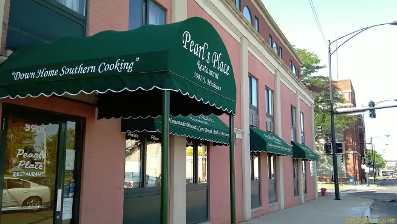 Fast Food restaurants Pearl's Place Restaurant in Bronzeville