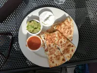 Best of 20 chicken quesadilla in Hyde Park Chicago