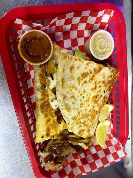 chicken quesadilla Taqueria El super taco