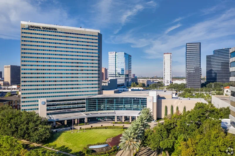 hotels with pools The Royal Sonesta Houston Galleria