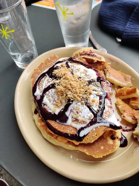 Pancakes Snooze, an A.M. Eatery