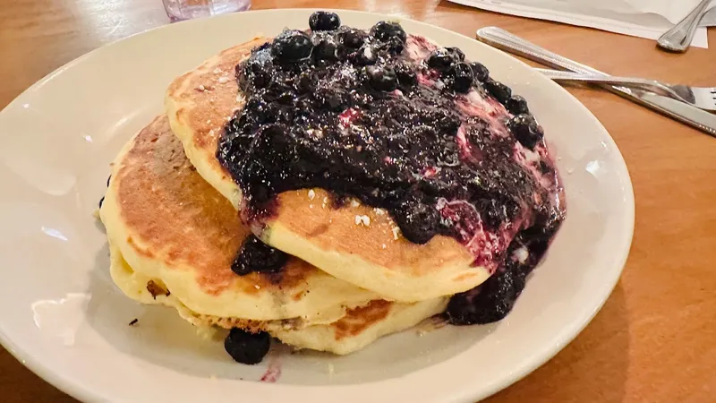 Pancakes Black Walnut Cafe