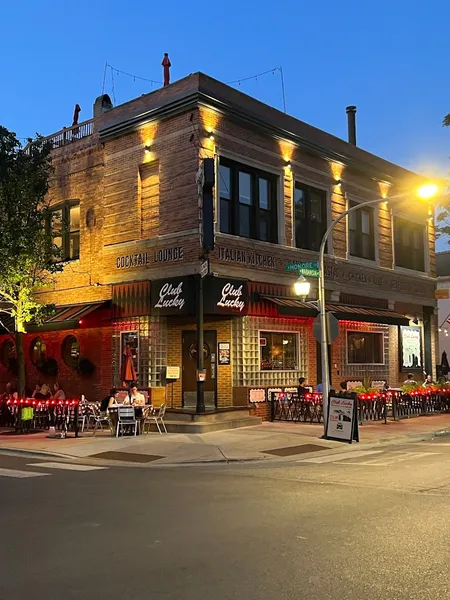 late night restaurants Club Lucky in Wicker Park