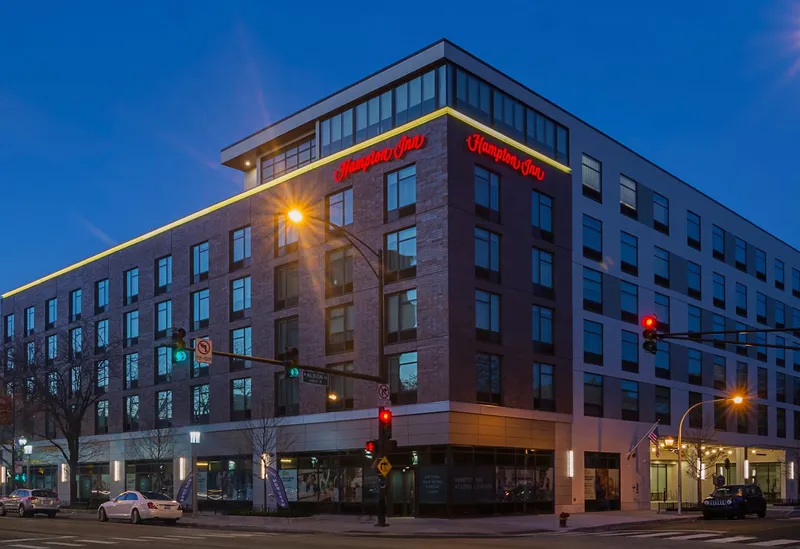 3 star hotels Hampton Inn Chicago Downtown/N Loop/Michigan Ave