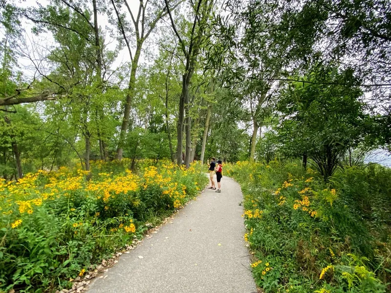 kid-friendly hiking trails West Ridge Nature Park