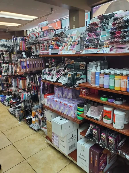 cosmetics stores QTT Beauty Supply