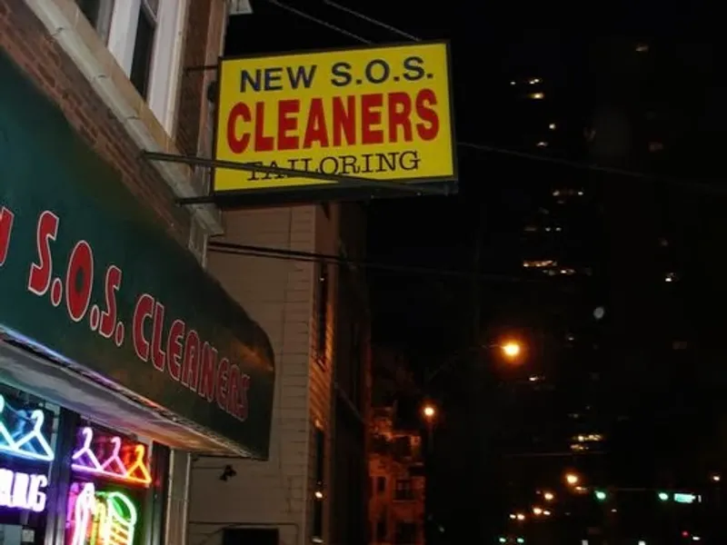 dry cleaning Star Glo Cleaners in Irving Park