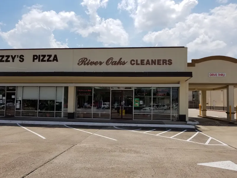 dry cleaning River Oaks Cleaners