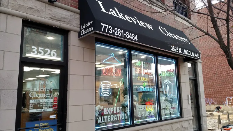 dry cleaning Lakeview Cleaners