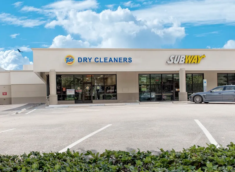 dry cleaning Tide Cleaners in Greater Uptown