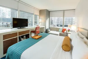 Best of 14 pet friendly hotels in River North Chicago