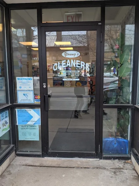 dry cleaning Young's Cleaners in Lincoln Park