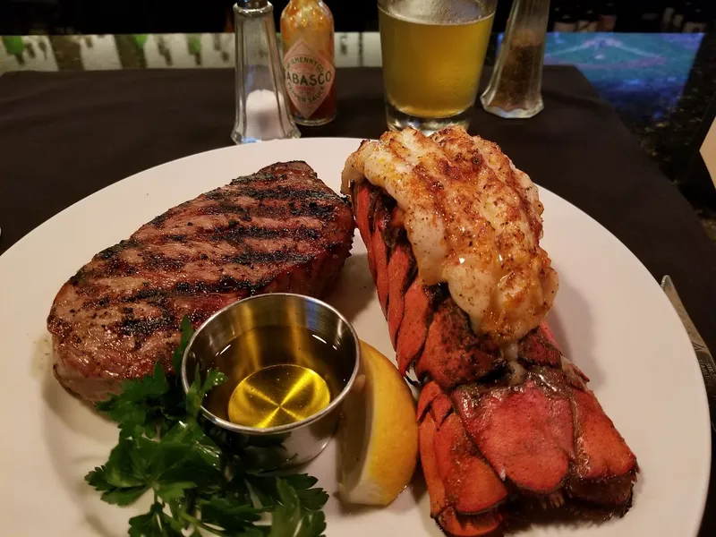 lobster rolls Chicago Oyster House