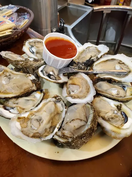 oysters Captain Tom's