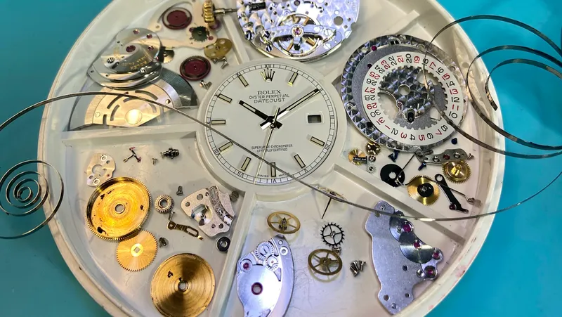 watch stores AmFix Jewelry & Watch Repair in Streeterville