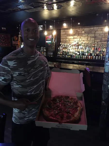 delivery restaurants Meek's Vegan Pizza