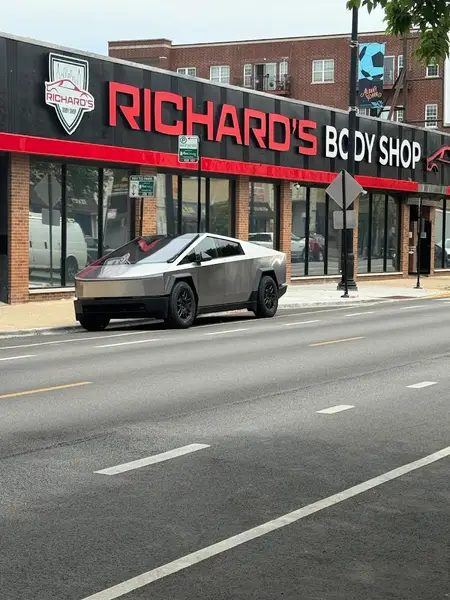 Richard's Body Shop