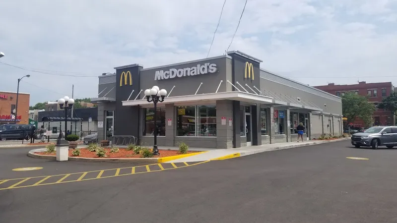 late night restaurants McDonald's