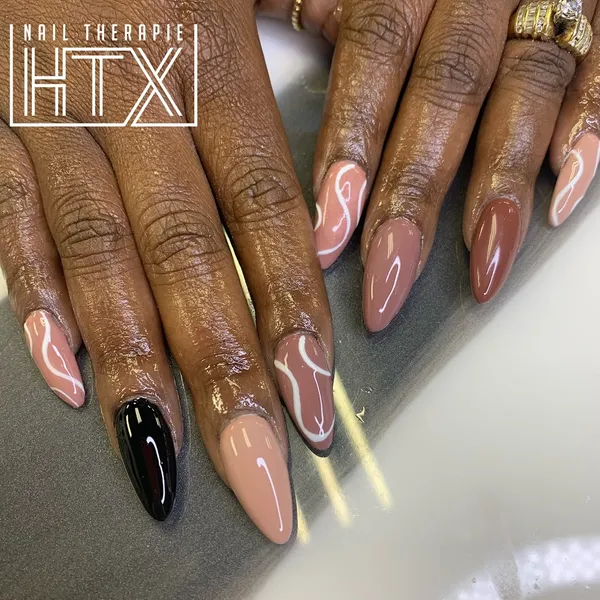 nail salons Nail Therapie HTX in Braeswood Place