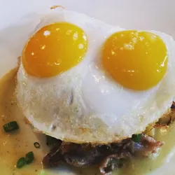 Best of 18 fried eggs in Logan Square Chicago