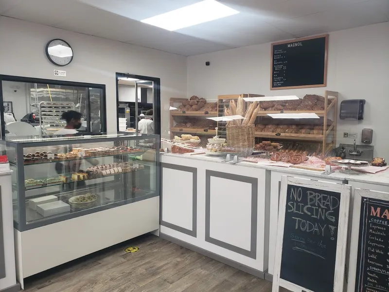 organic bakery Magnol