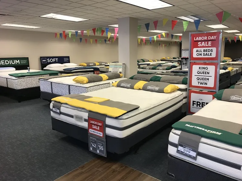 mattress stores Mattress Firm North Halsted