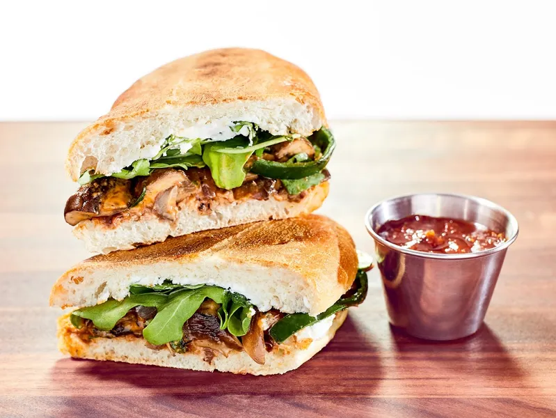 delivery restaurants Tortas Frontera | Terminal 1