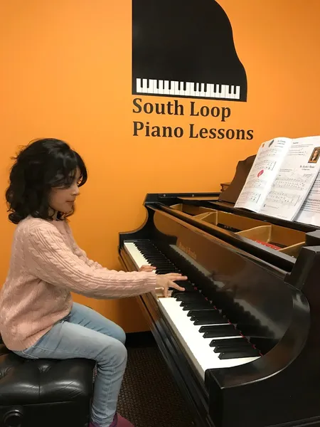 piano lessons South Loop School of Music