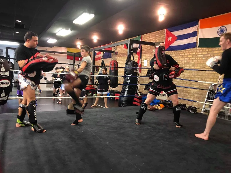 kickboxing classes Chicago Thai Boxing Academy