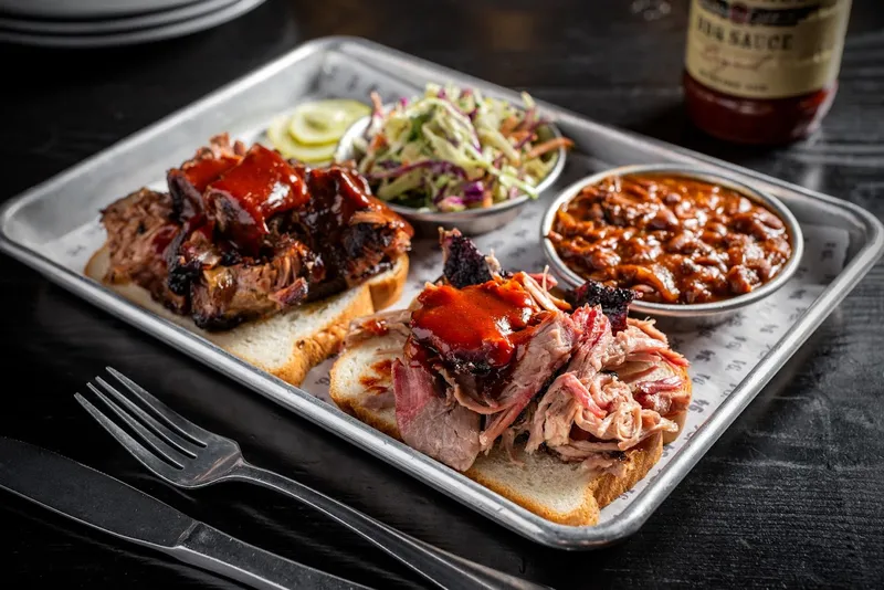 BBQ Restaurants Smoke Daddy BBQ - Wrigleyville