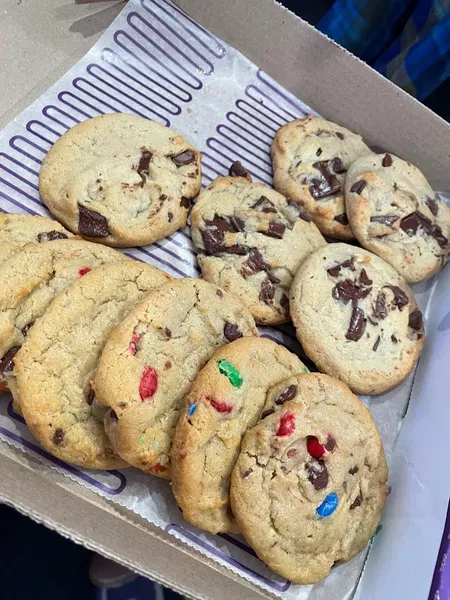 cookies Insomnia Cookies